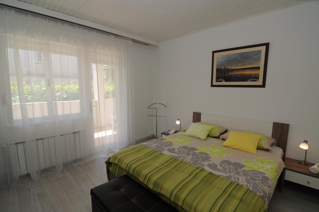 Apartment Duka Krk Town Eksteriør bilde